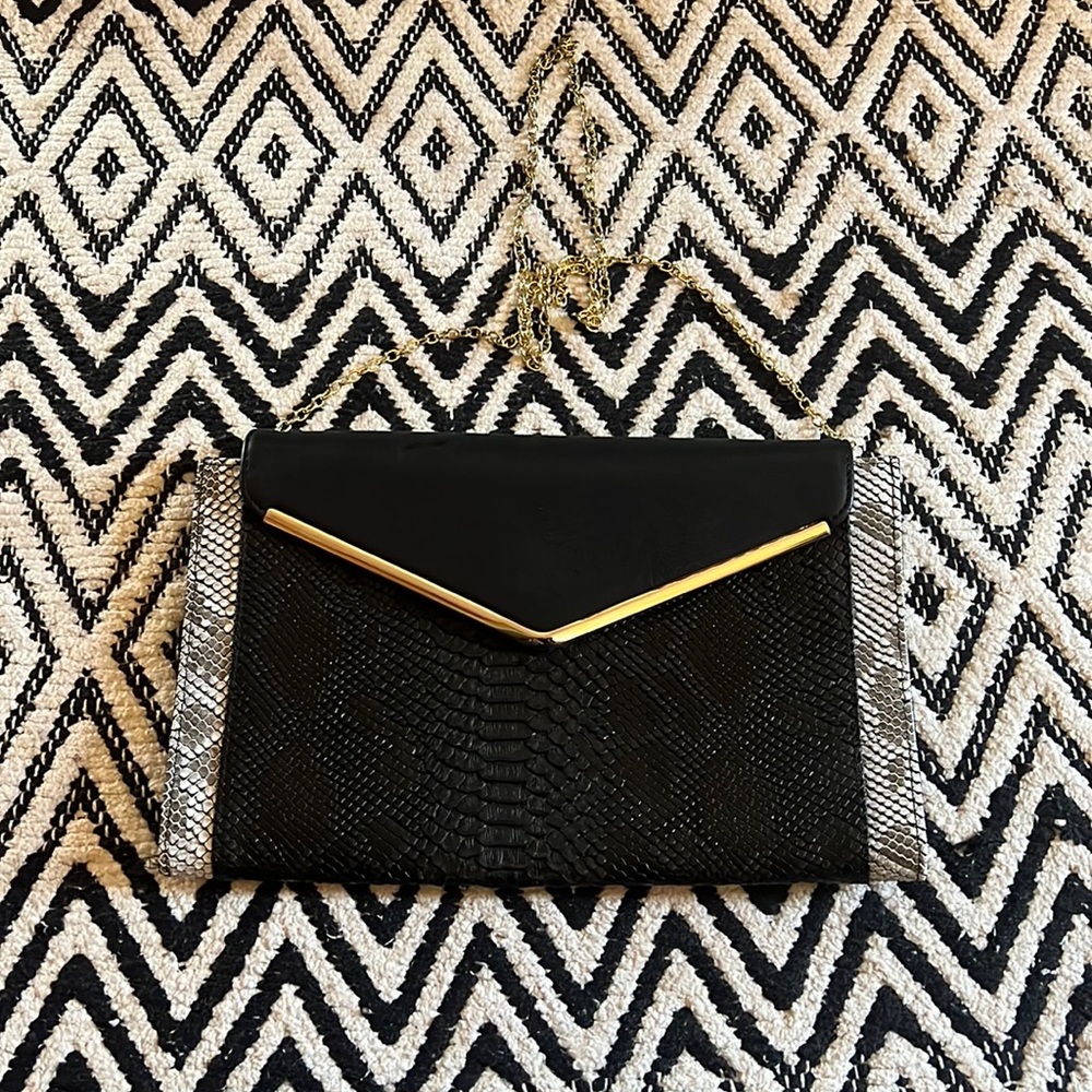 MMS cross body clutch